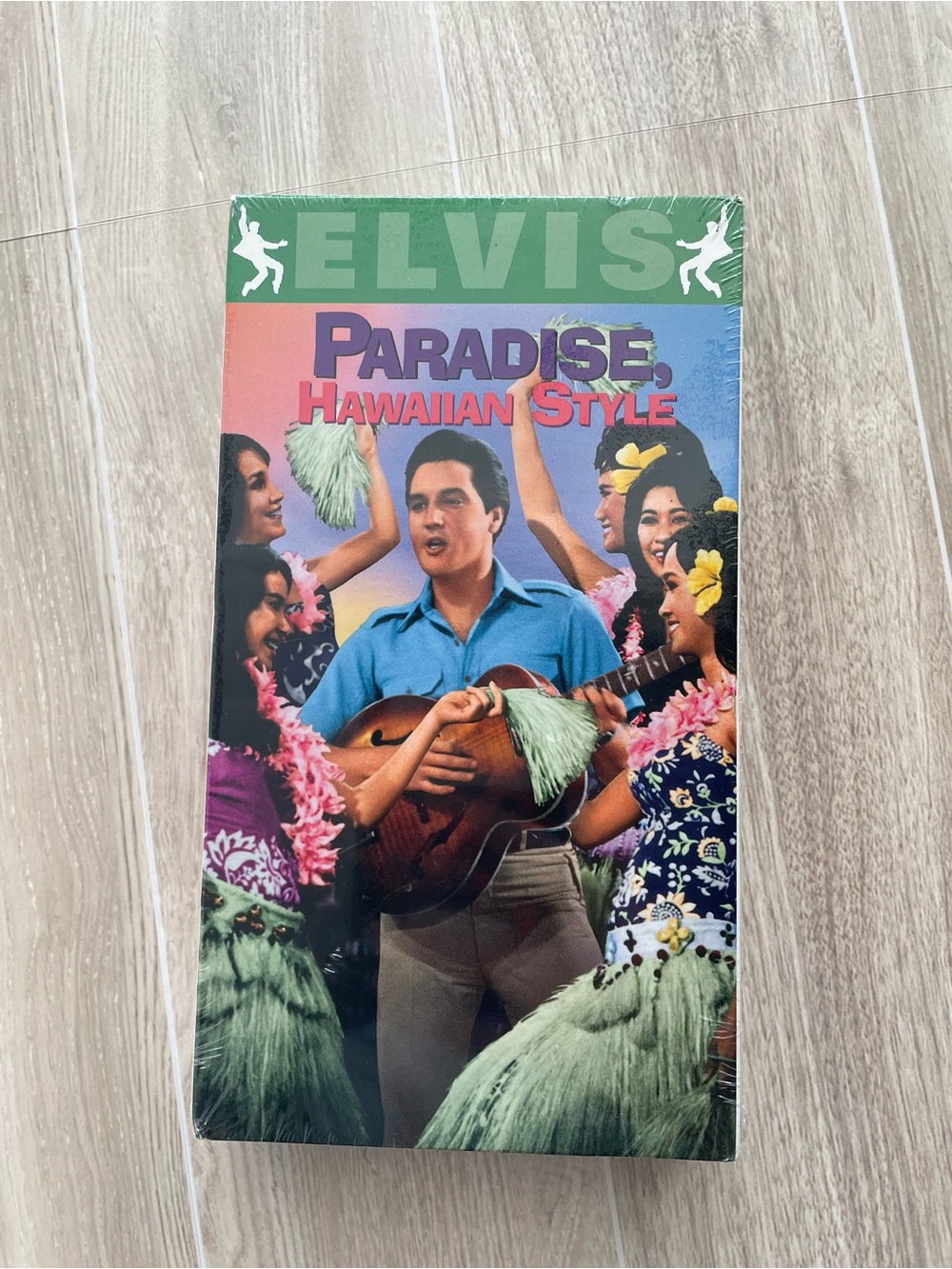 ELVIS PRESLEY PARADISE HAWAIIAN STYLE 1965 VHS, 1997 PARAMOUNT BRAND NEW SEALED